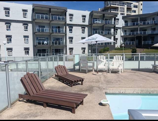 2 BEDROOM APARTMENT FOR SALE IN MARGATE BEACH